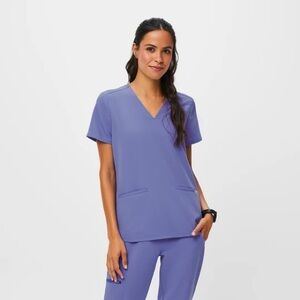 Figs scrub set- blueberry casma top and Yola bottoms , size L /L-tall